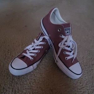 NEW Converse sneakers